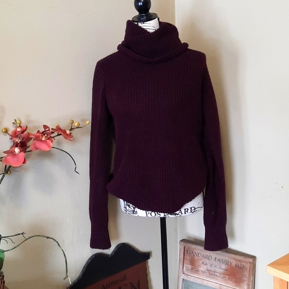 ABERCROMBIE & FITCH Purple Cowl Turtleneck Heavy Sweater Ladies Women's … - Picture 1 of 10